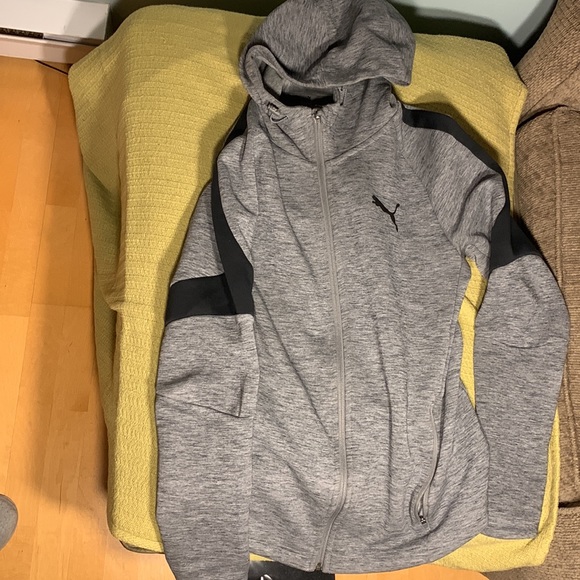 Puma mens hoody - Picture 2 of 3